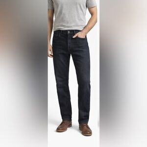 Men’s Hudson Blake Slim Straight jeans in a versatile dark wash.